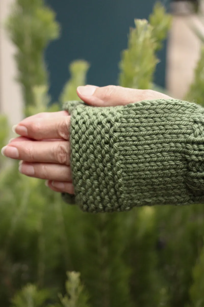 Beginner's Hand Warmers | PDF Knitting Pattern