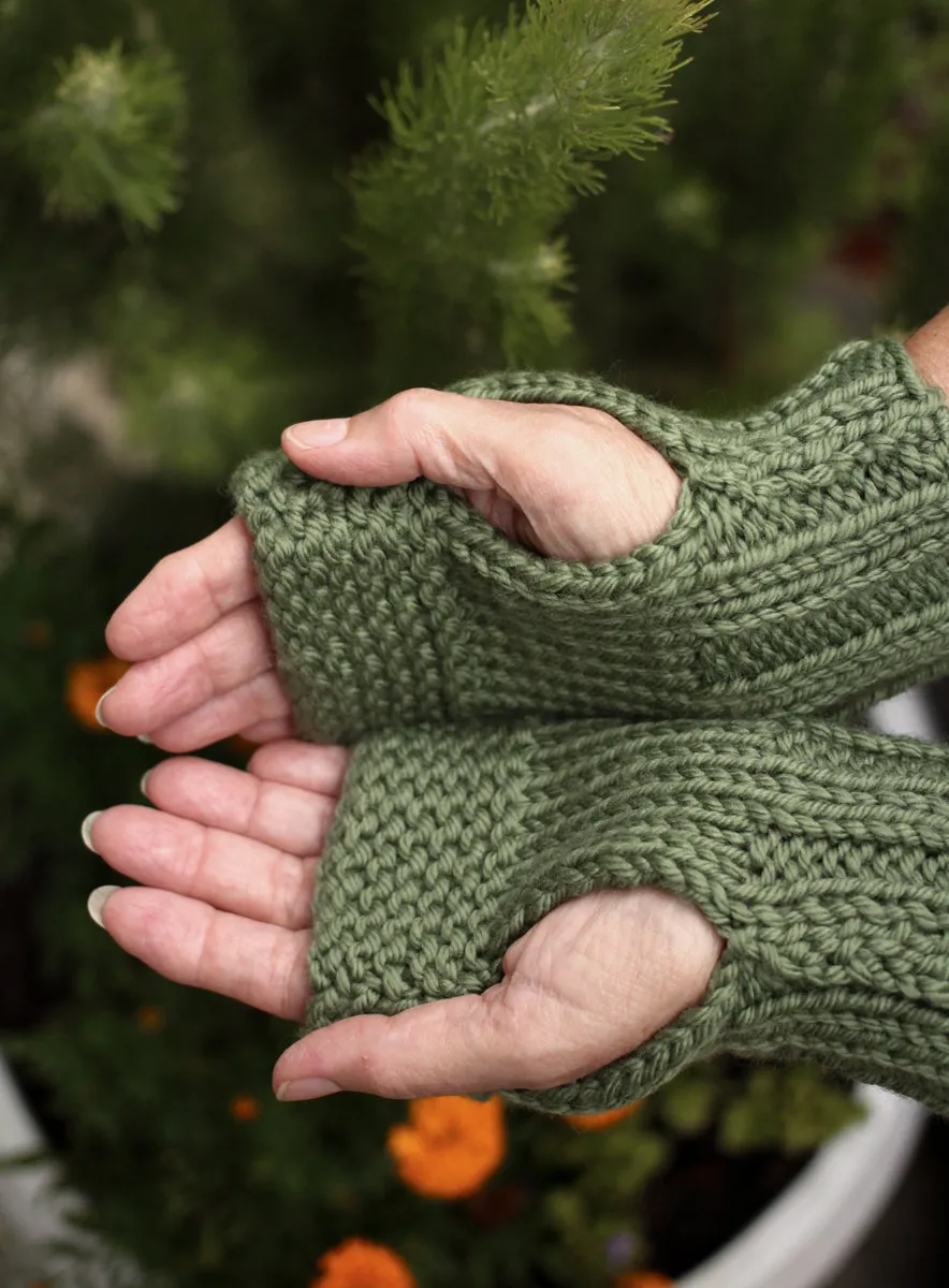 Beginner's Hand Warmers | PDF Knitting Pattern