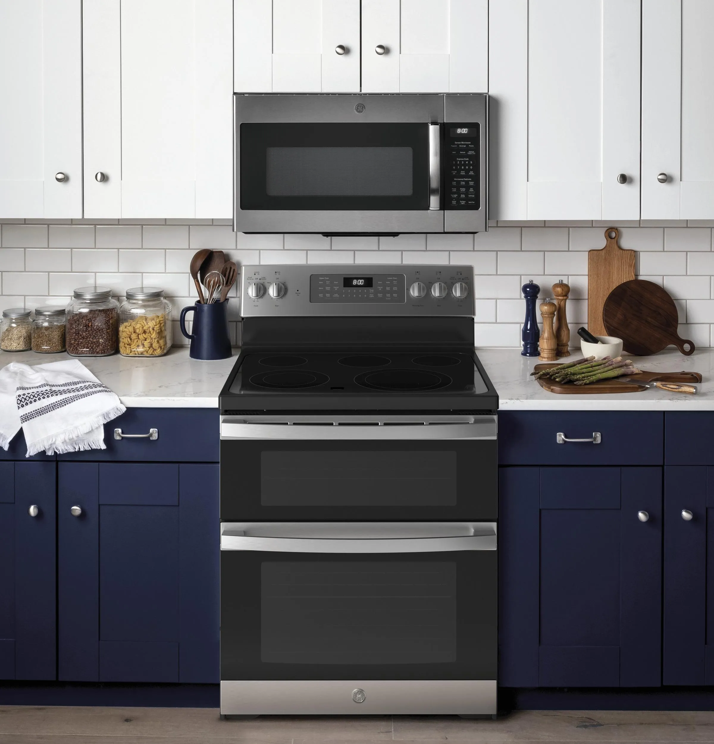 JBS86SPSS GE® 30" Free-Standing Electric Double Oven Convection Range